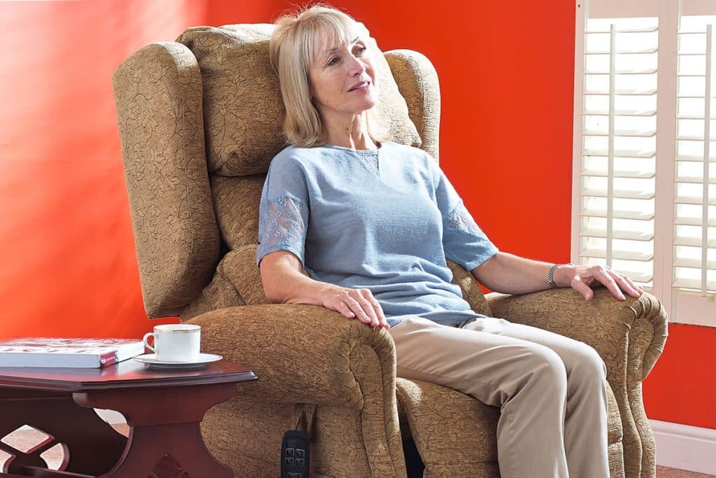 Luxury Recliner Chairs